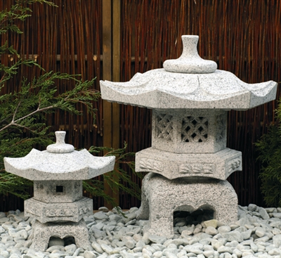 Rokkaku Yukimi lanterne, lysegrå granit 